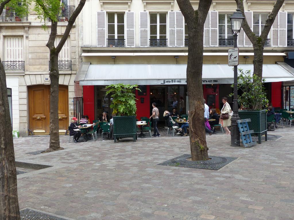 Rue Turgot Apartment Paris Eksteriør billede